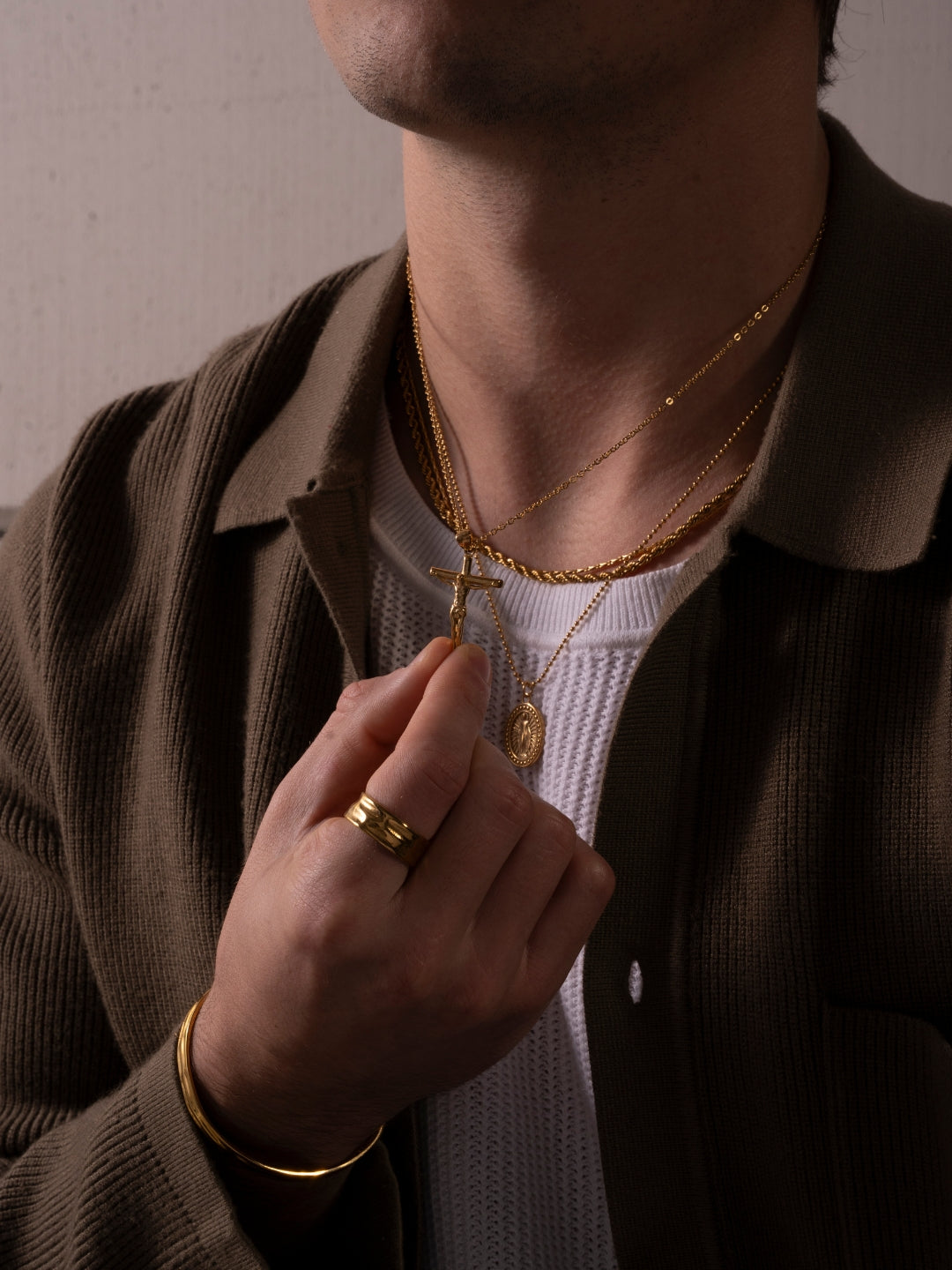 KRUISBEELDKETTING | 18K Goud